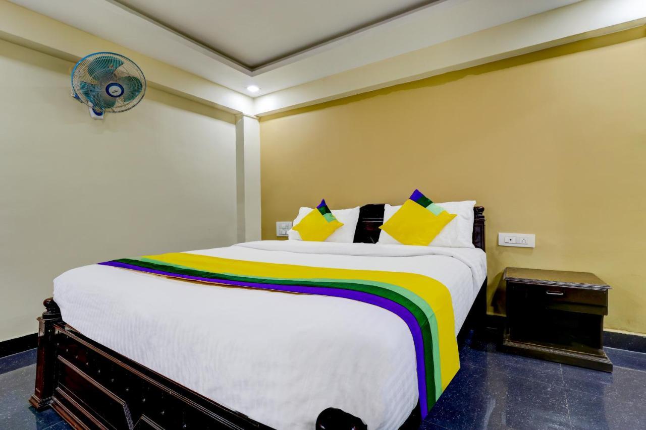 Itsy By Treebo - Hill View Hotel มาดิเครี ภายนอก รูปภาพ