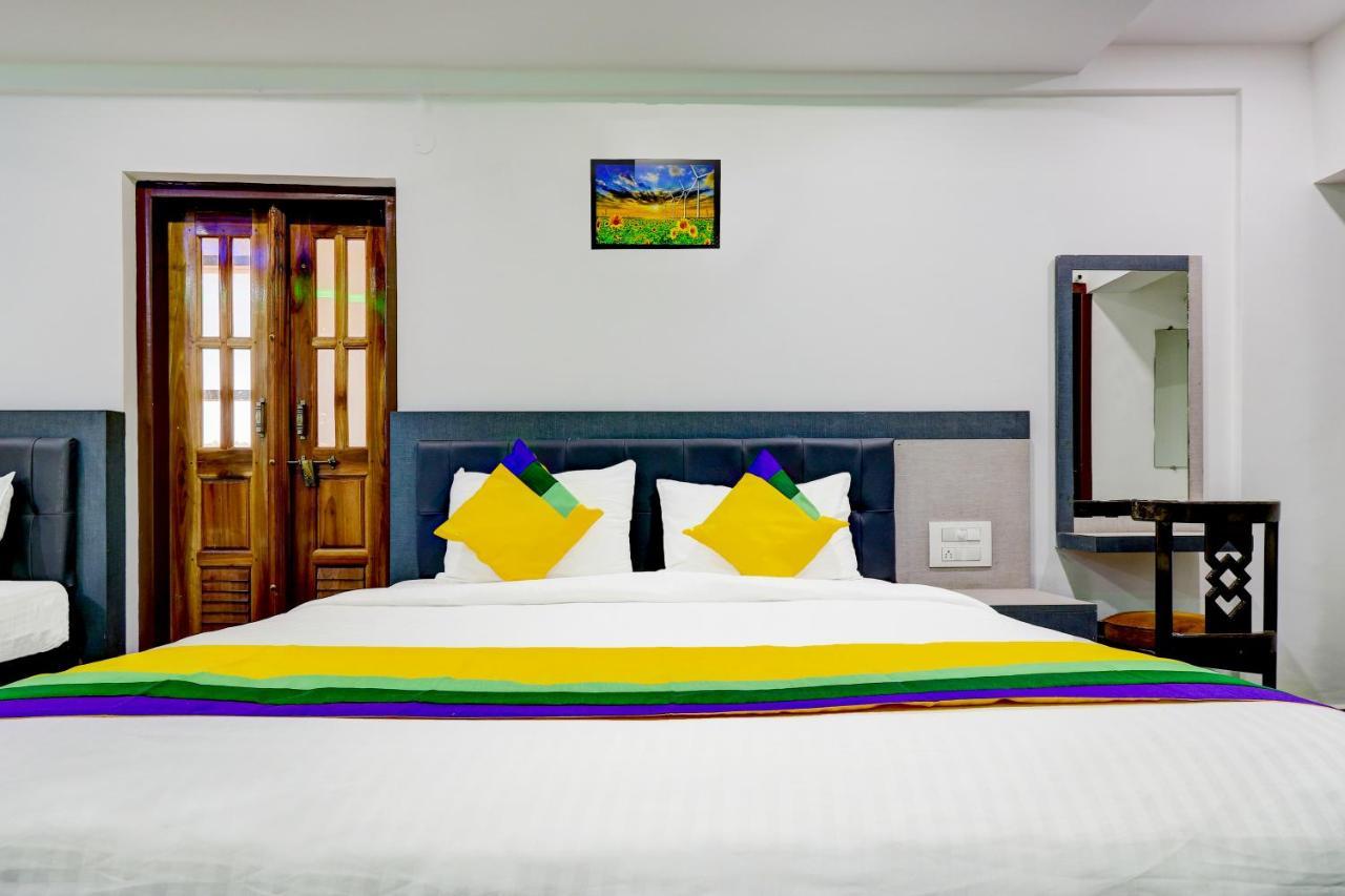 Itsy By Treebo - Hill View Hotel มาดิเครี ภายนอก รูปภาพ
