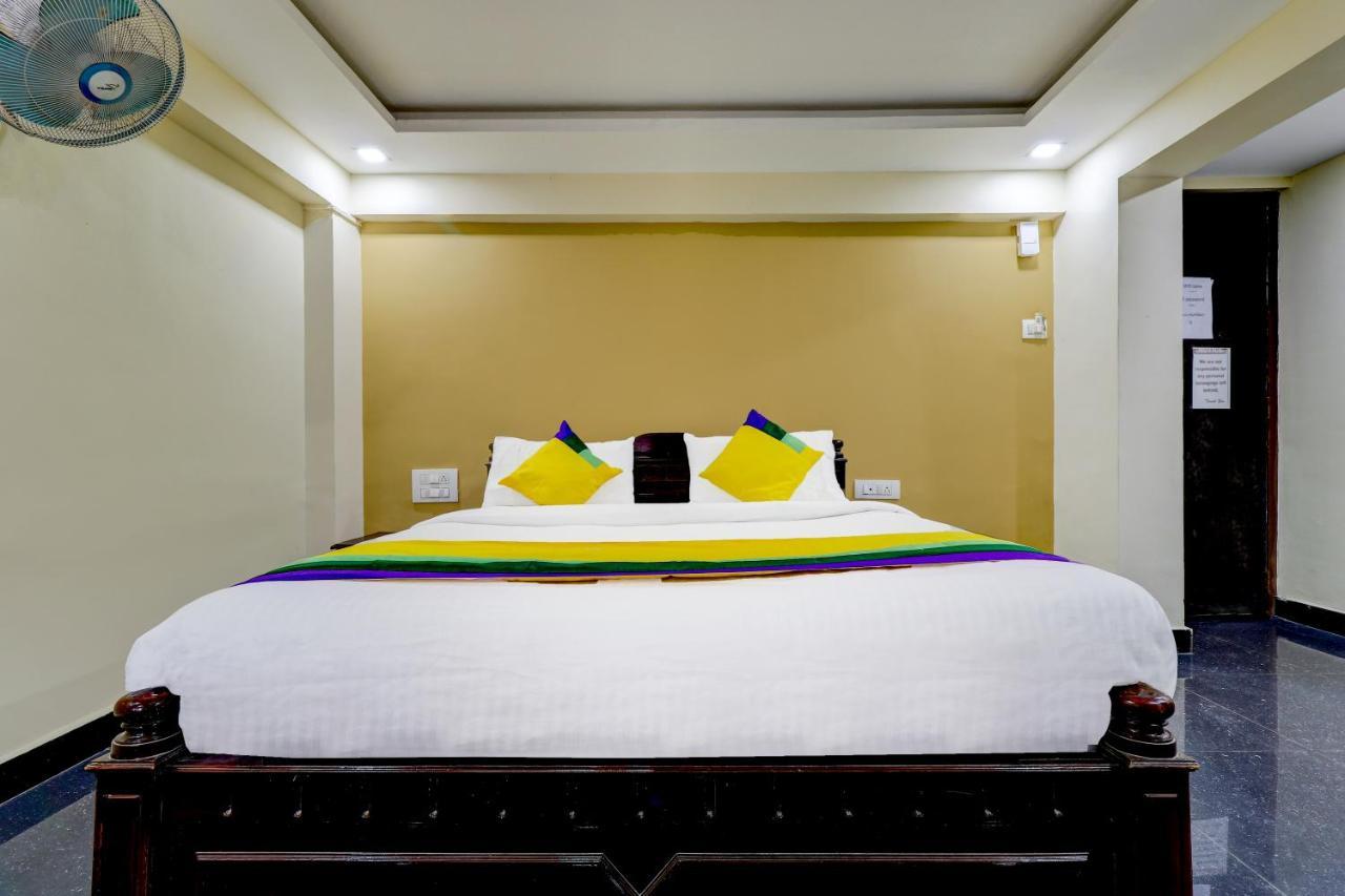 Itsy By Treebo - Hill View Hotel มาดิเครี ภายนอก รูปภาพ