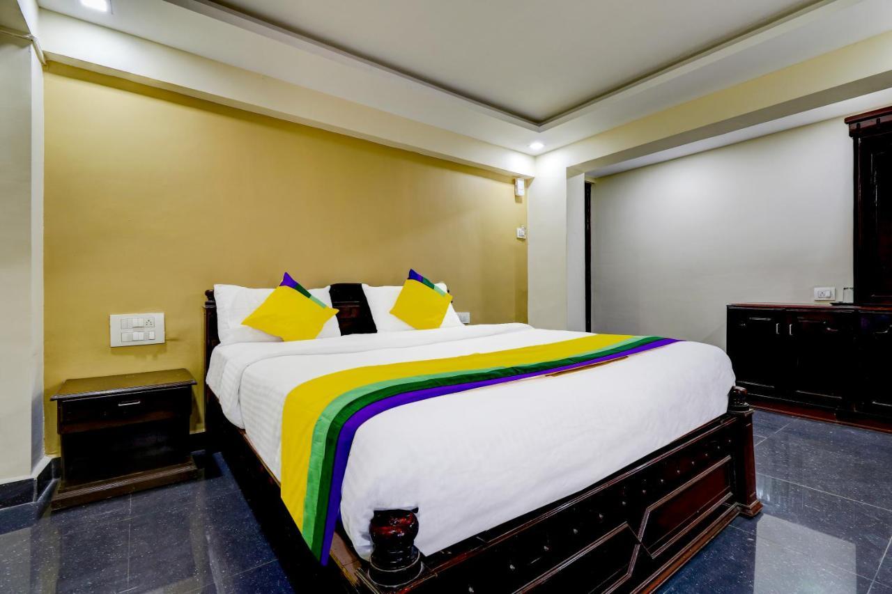 Itsy By Treebo - Hill View Hotel มาดิเครี ภายนอก รูปภาพ